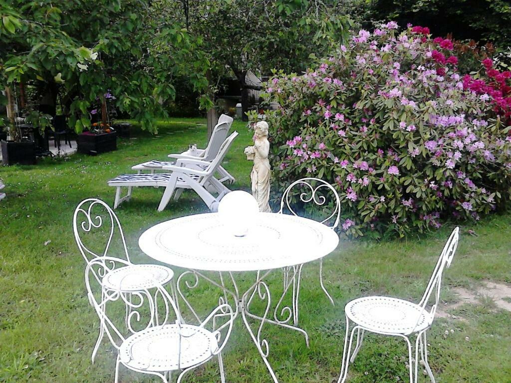 La Longere Des Gillettes Acomodação com café da manhã Bézenet Exterior foto